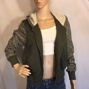 Women's Quilted Light Hooded Jacket by miami, Sz M